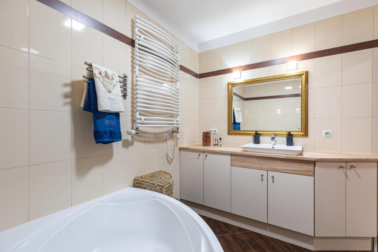 Superapart Wilanowska 7, "Pet-Friendly With Elevator & Parking" Διαμέρισμα Βαρσοβία Εξωτερικό φωτογραφία