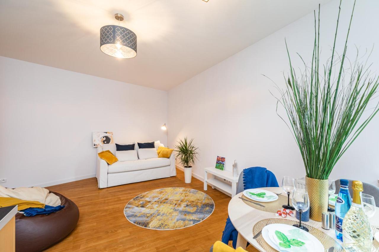 Superapart Wilanowska 7, "Pet-Friendly With Elevator & Parking" Διαμέρισμα Βαρσοβία Εξωτερικό φωτογραφία