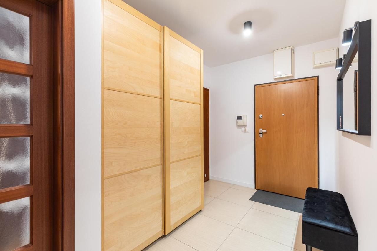 Superapart Wilanowska 7, "Pet-Friendly With Elevator & Parking" Διαμέρισμα Βαρσοβία Εξωτερικό φωτογραφία